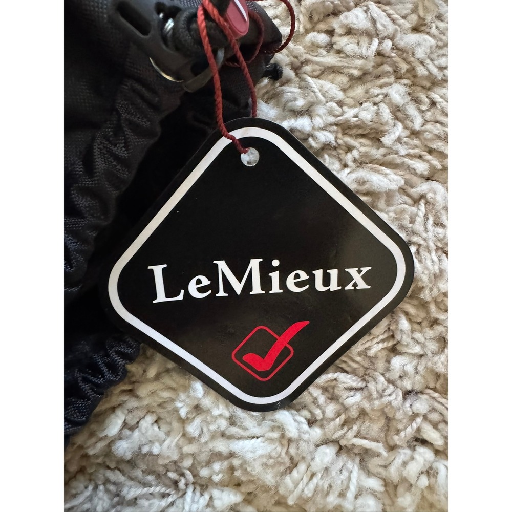 LeMieux ProKit Dressage Saddle Cover Black Fleece Lined Adjustable NWT - Picture 3 of 8